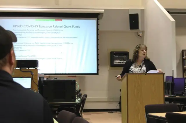 School district to discuss budget plans